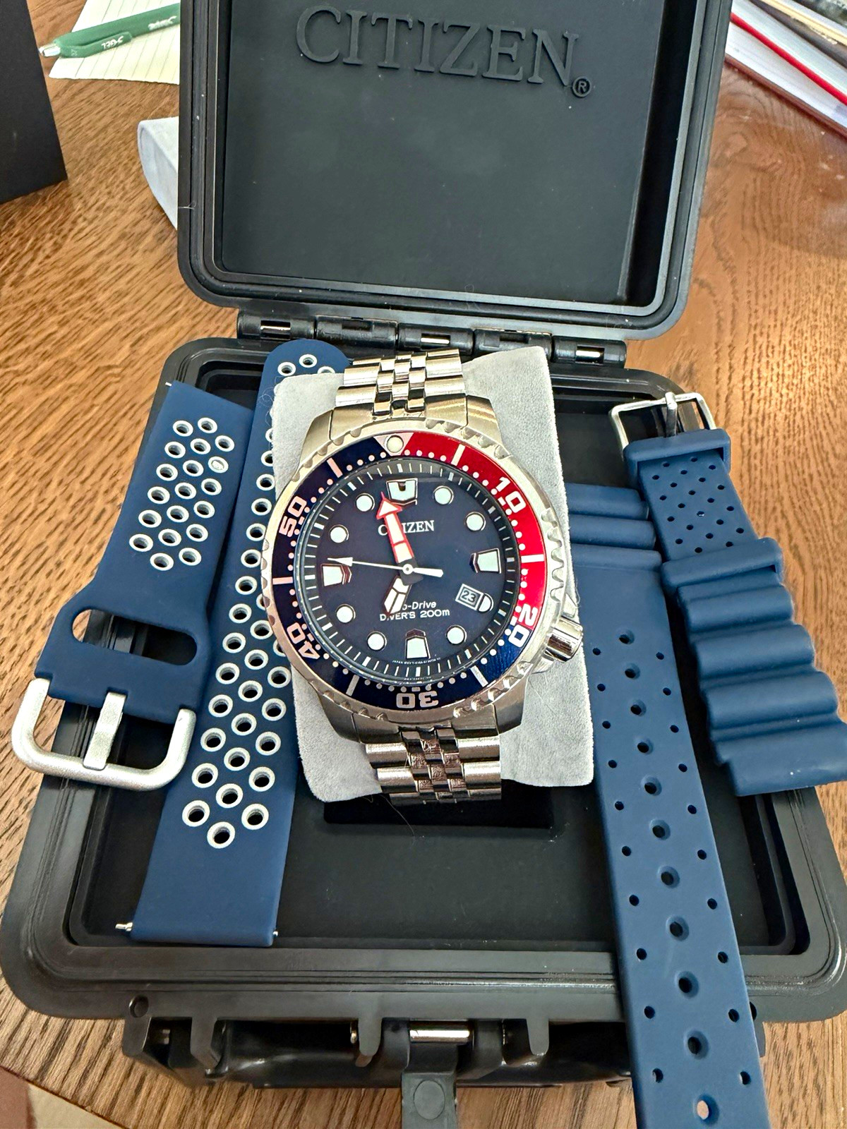 Citizen Promaster Diver 44mm Quartz 200m Blue Dial Blue/Red Bezel Box Strap