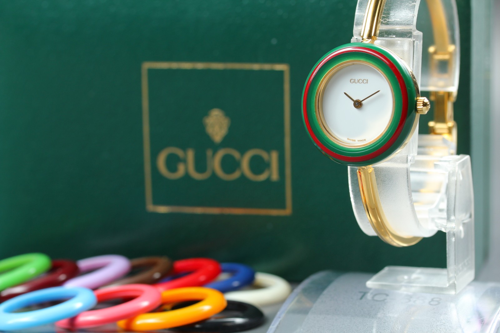 [Near MINT w/ Box] GUCCI 11/12.2 Change Bezel 12 Color Ladies Quartz Watch JAPAN