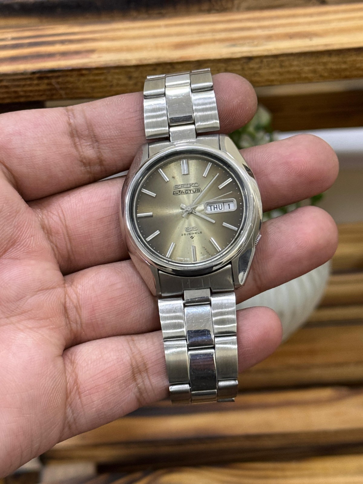Vintage Seiko 5 Actus SS Automatic 6106 Brown Dial Wrist Watch for Men’s Japan