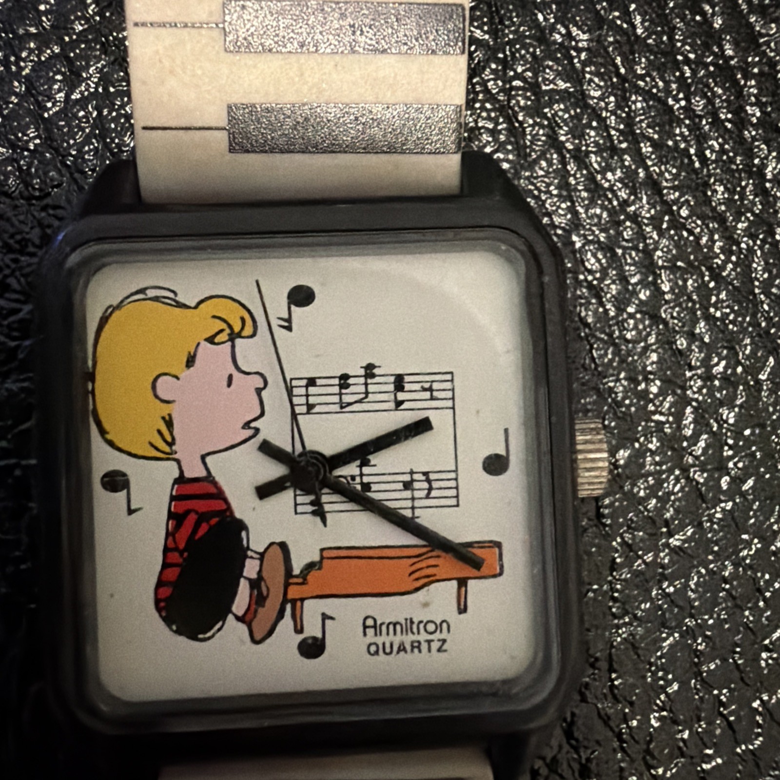 Vintage Peanuts Watch