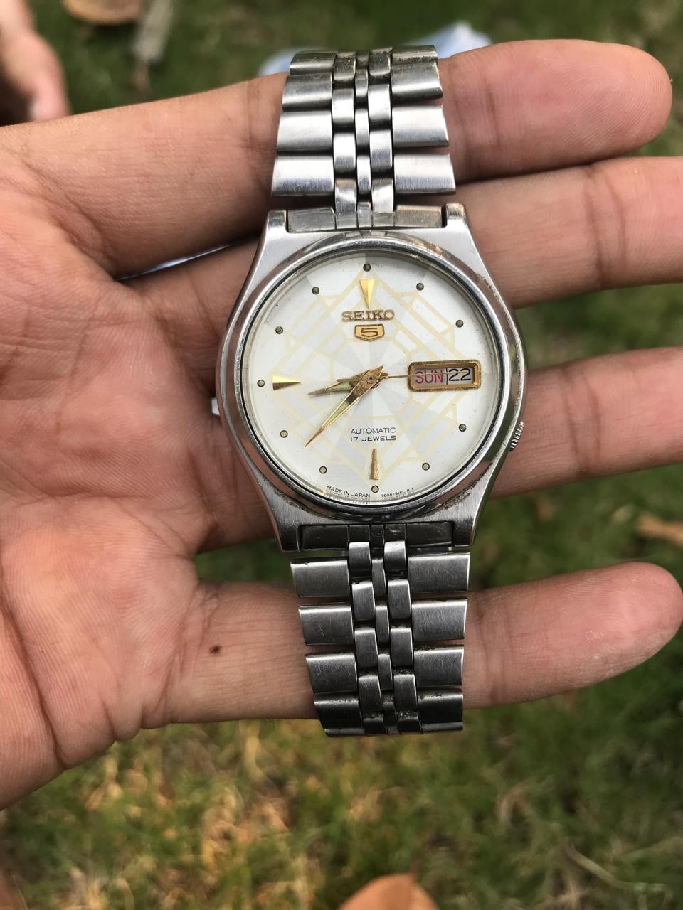 Vintage Seiko 5 “Spider Dial” Automatic 7009-3171 Day/Date 17J Men’s Watch