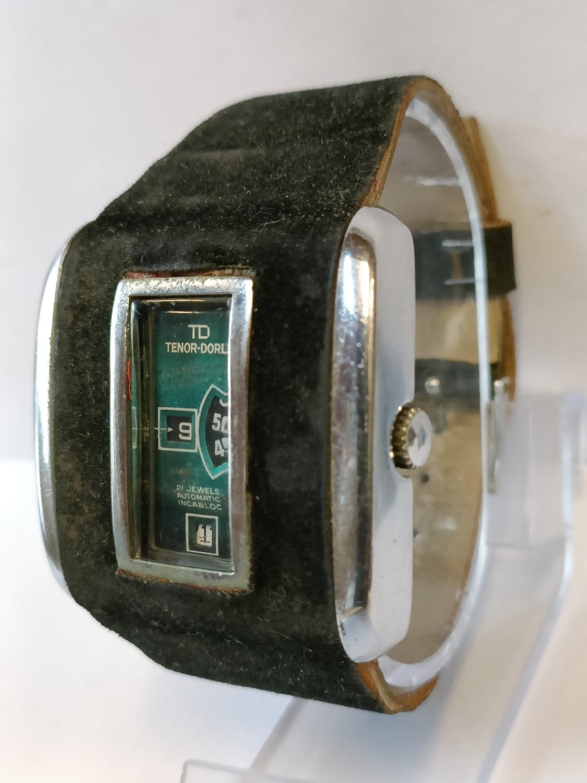 TENOR-DORLY DIGITAL JUMP HOURS AUTOMATIC PATINA GREEN DIAL SWISS MEN’S WORKING