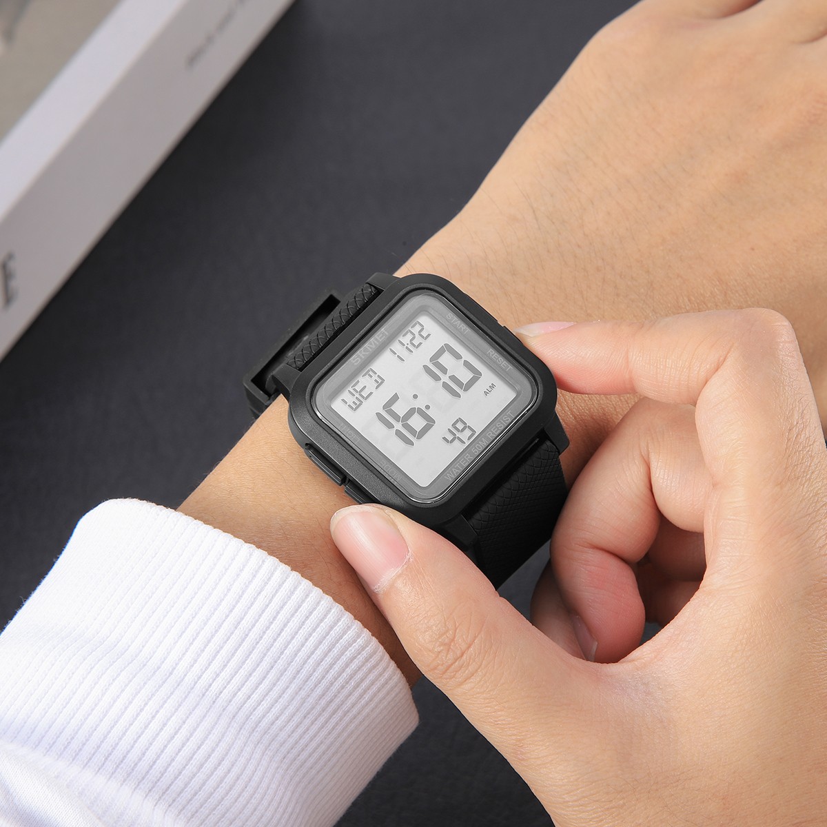 MEN SKMEI 1894 Multifunction Waterproof Digital Sports Watch Stopwatch Timer NEW
