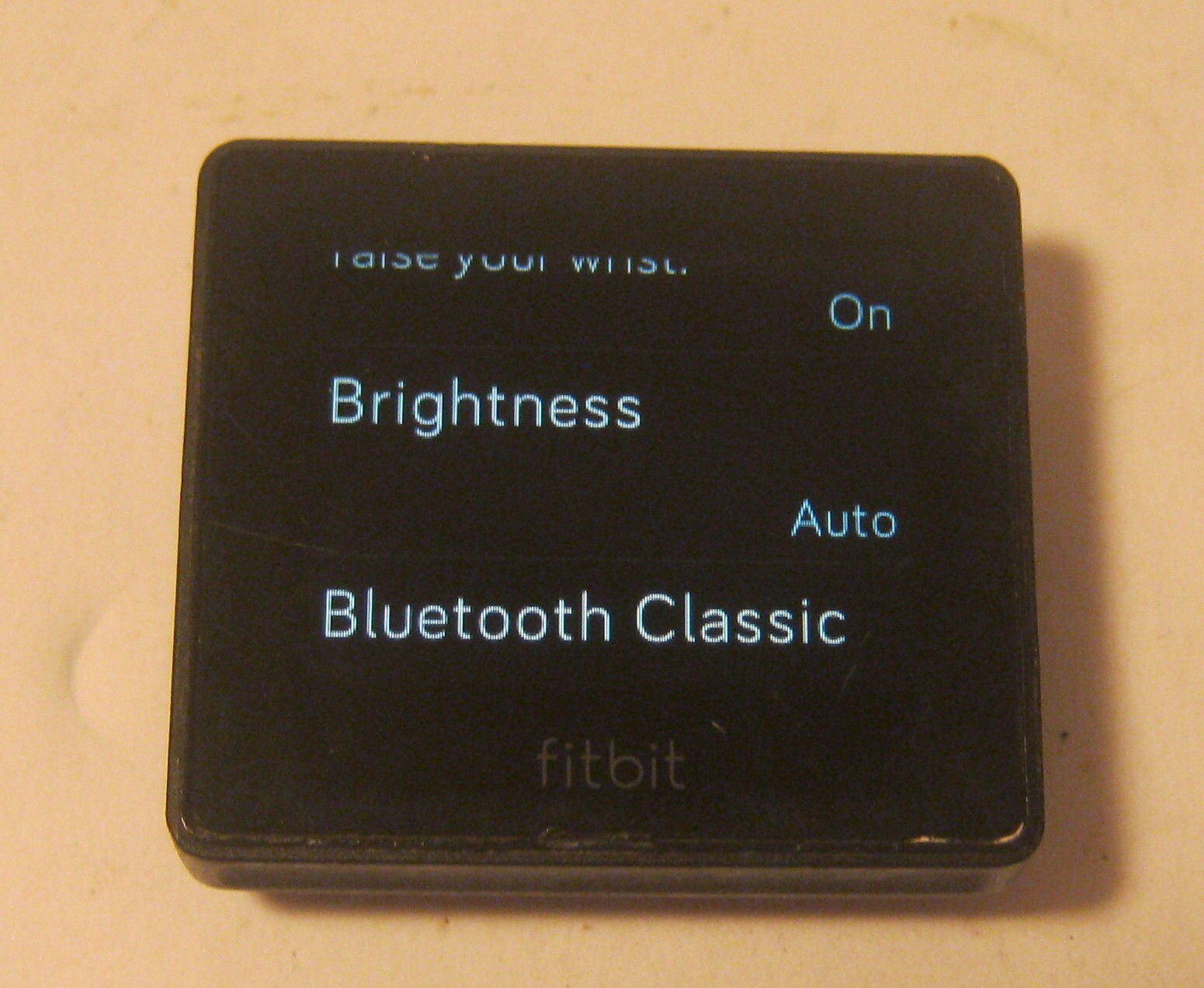 Blue Tooth CLASSIC Smart Watch with Black Rubber Band & Charger WORKS!! NR!!