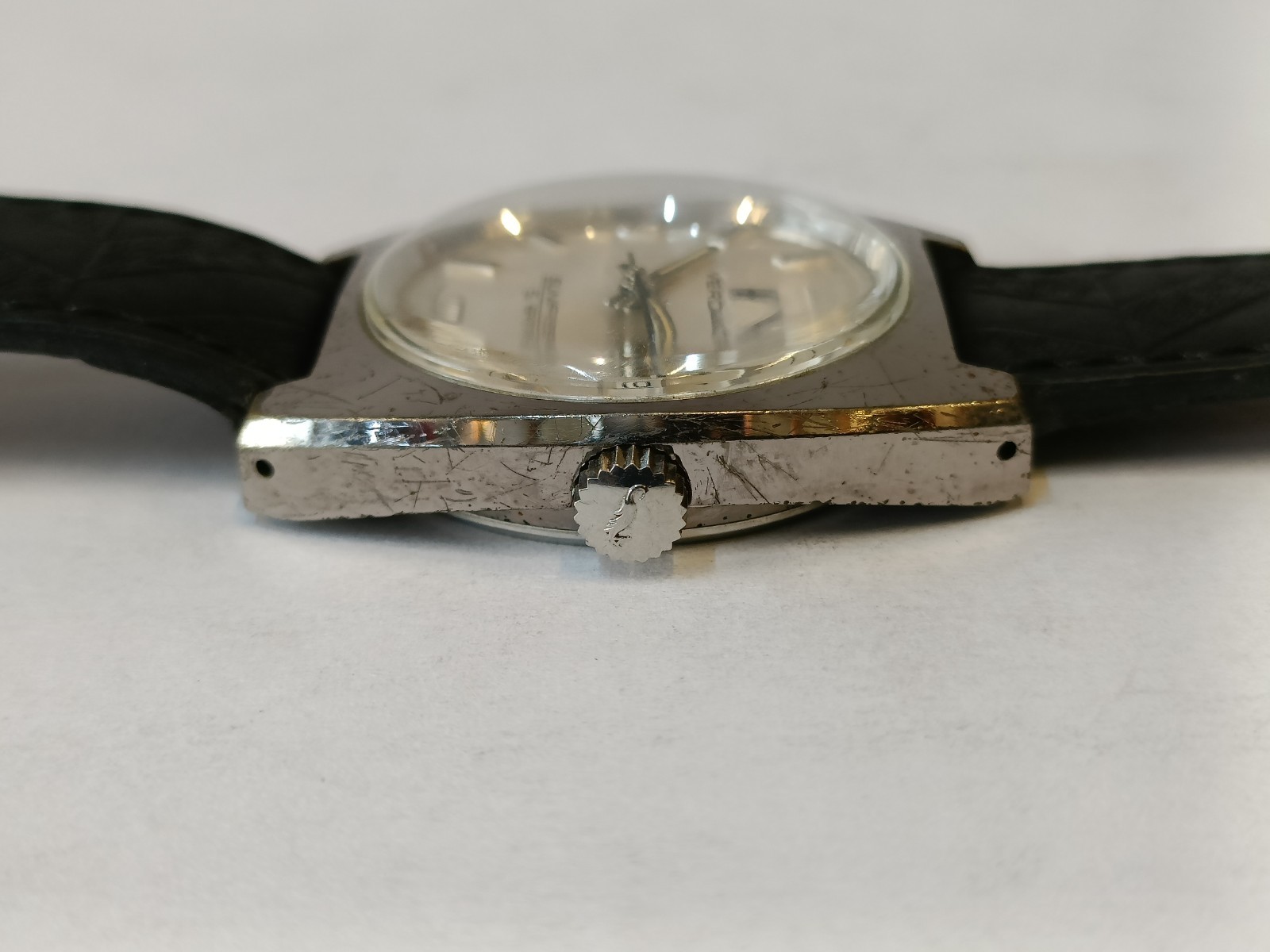 VERDAL SUNFISH 17J WINDING SILVER DIAL 4229 SWISS MEN’S WORKING CONDITION