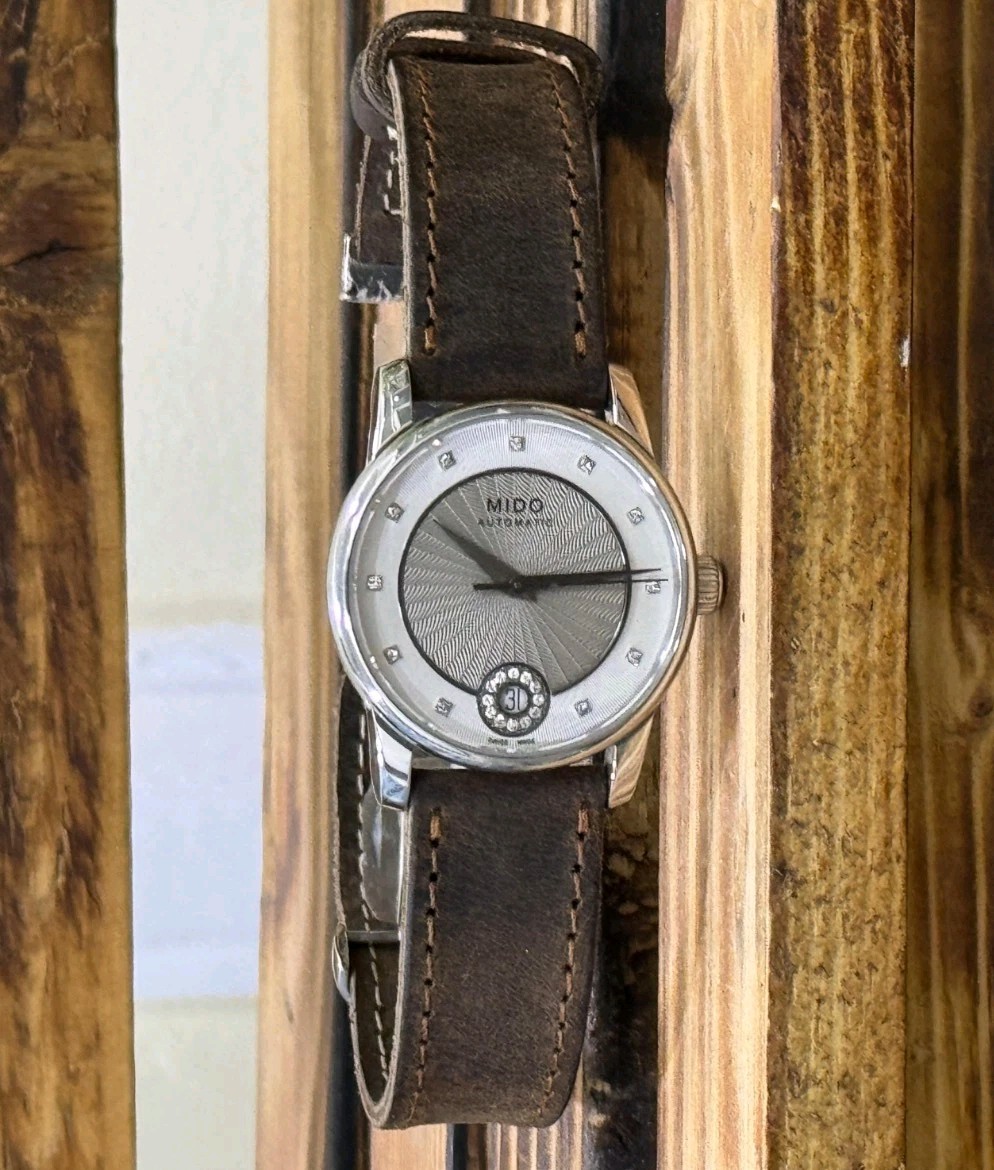 Mido Automatic Silver and white Dial Unisex Watch Swiss ETA 2824 Stainless steel