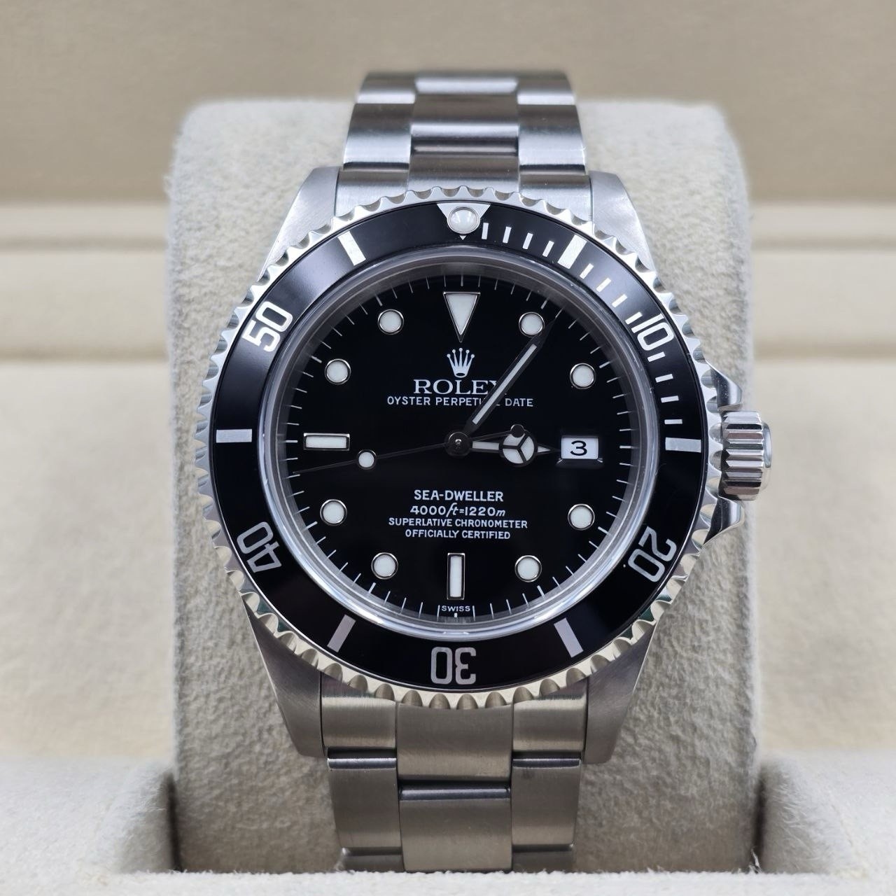 Rolex Sea-Dweller 16600 Stainless Steel Black Dial 40mm Watch
