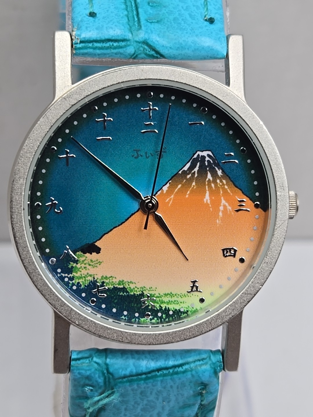 J Axis Modern Timepiece Mt Fuji Ukiyo E Art Dial Analog Quartz Watch New Battery