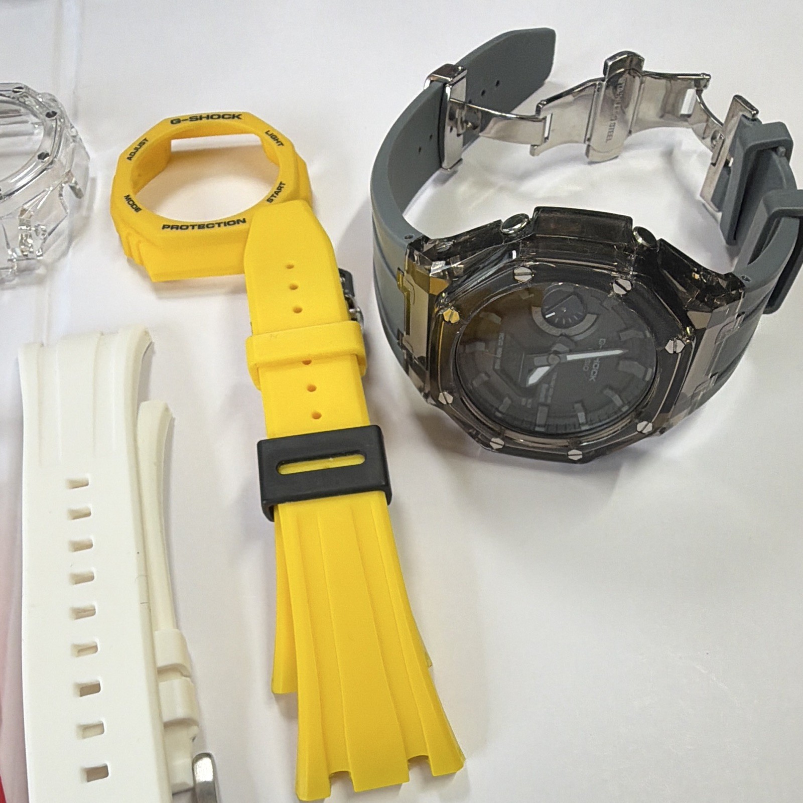 Casio G-SHOCK GA-B2100 (Bundle) Bluetooth Tough Solar 200m Gray Resin