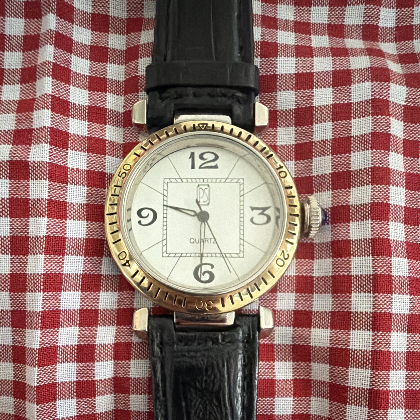 Paul Sebastian Inc Quartz Analog Dress Watch White Dial Gold Bezel 34mm Black