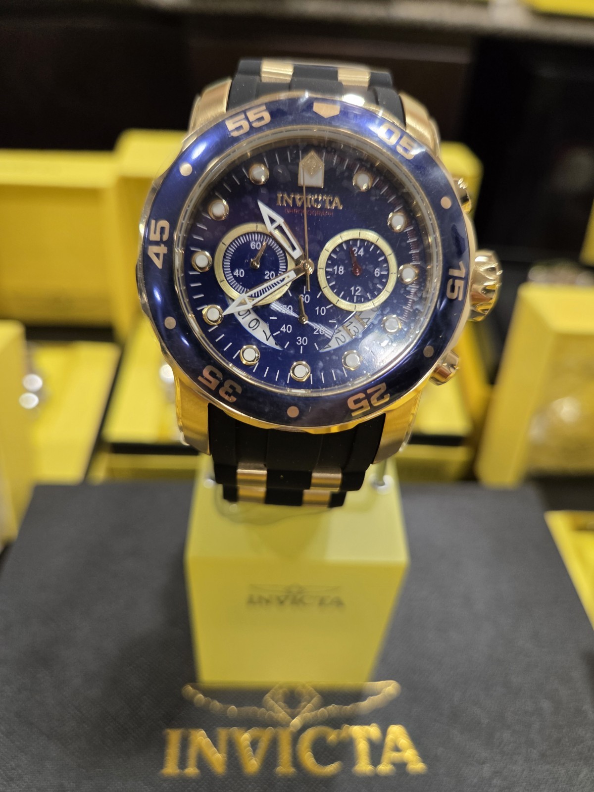 Invicta Pro Diver SCUBA Men’s Watch – 48mm. Gold, Black (6983)