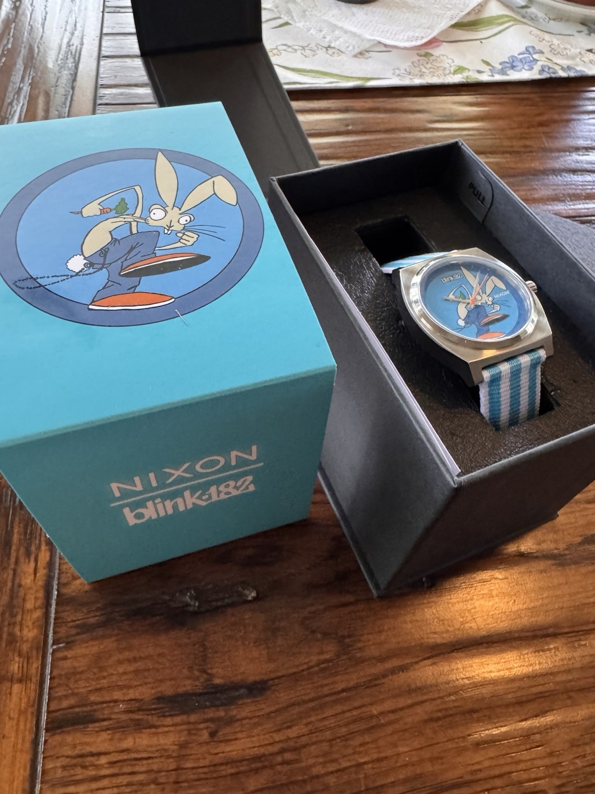 Nixon Blink-182 Time Teller Skankin Bunny BNIB Blink182 Watch Blink 182