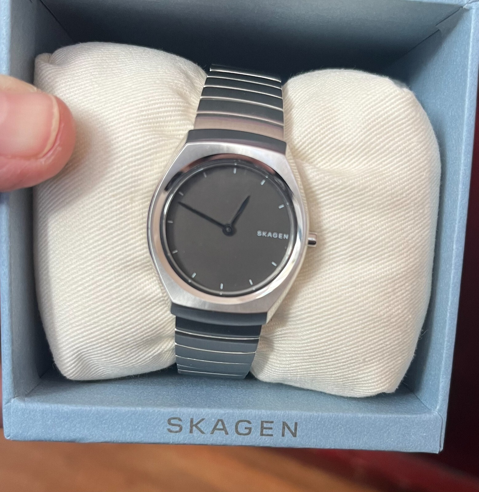 Skagen Asta Stainless Steel Watch SKW2653 NEW W/ TAGS!!