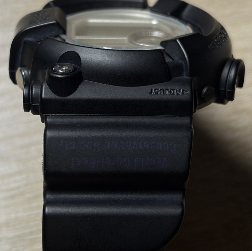 Extremely beautiful item! Box with manual and tag Casio G-Shock DW-8250WC 2nd