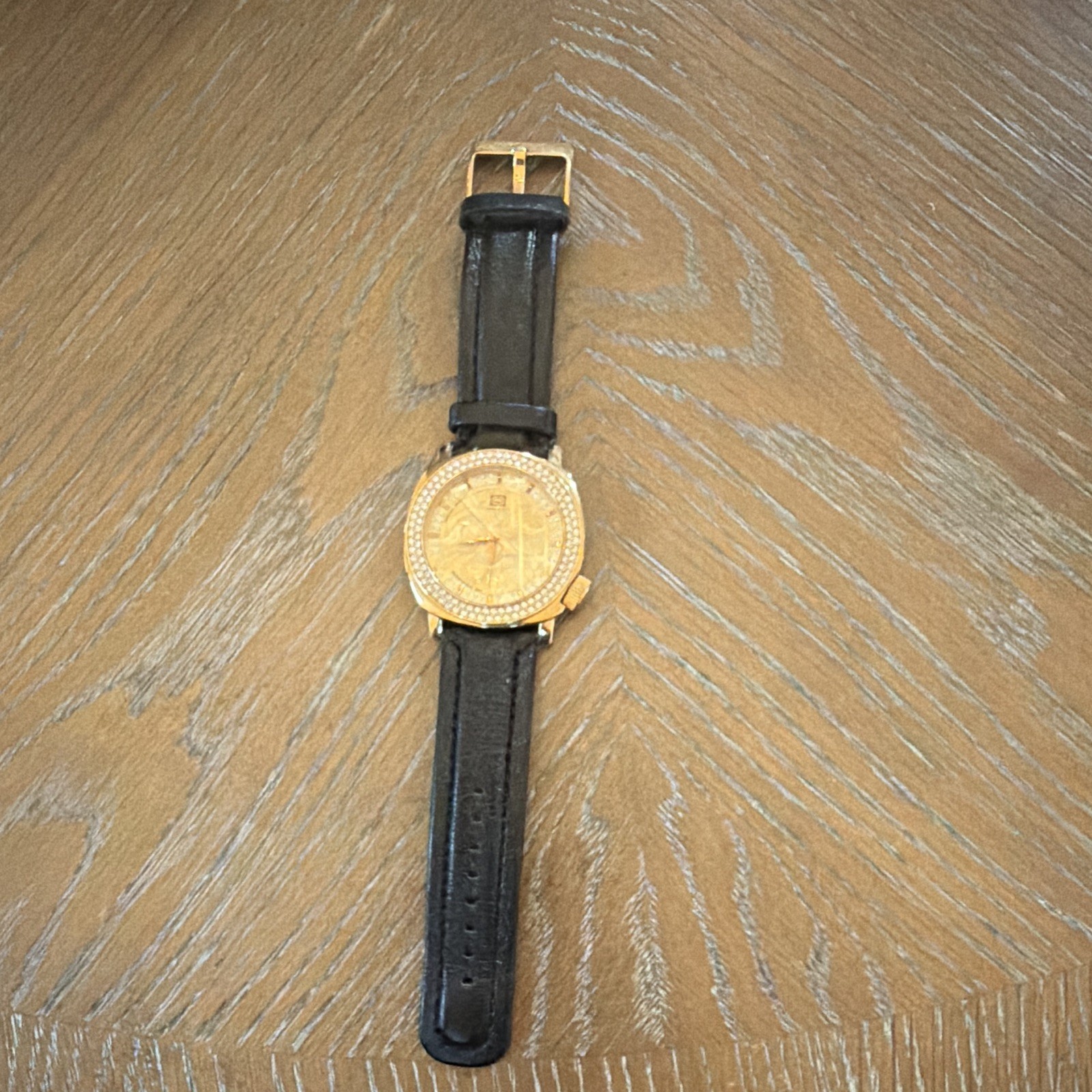 Marc Ecko E10525G1 Quartz Analog Watch Gold Dial Black Leather Strap 52mm 50m