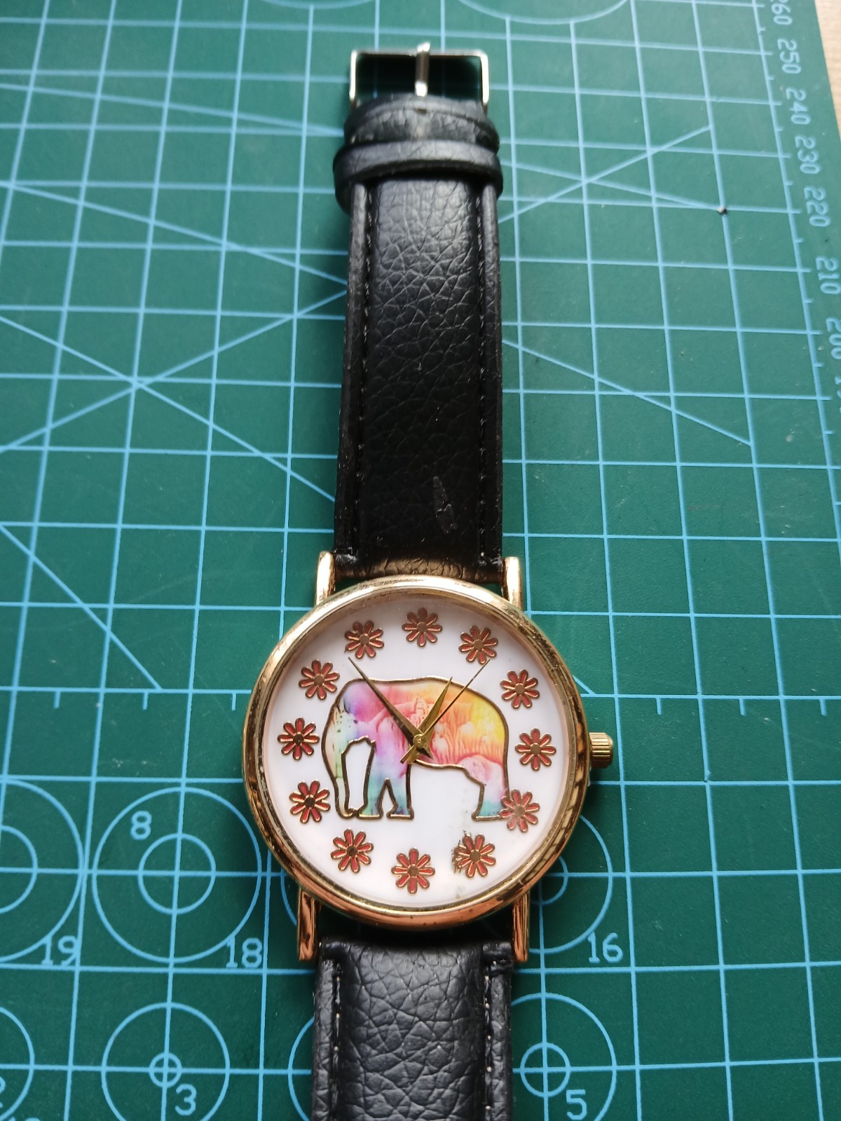 ELEPHANT Slimline Quartz Wristwatch – Black leatherette strap – New unworn