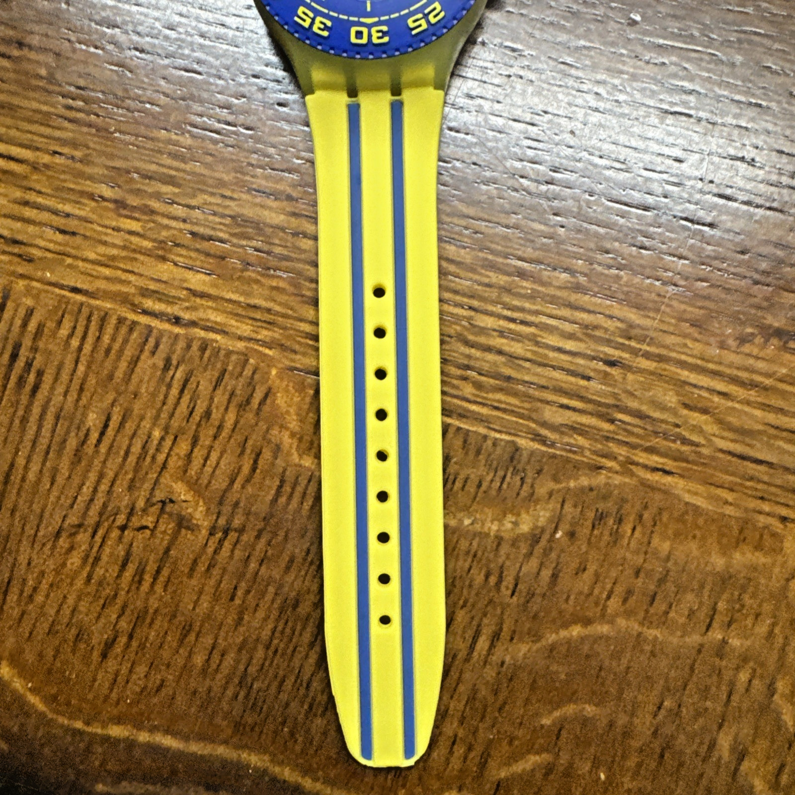 Swatch Playero / Scuba Libre 4SUUJ400 44mm Blue / Yellow – Unused w/ Box EXC