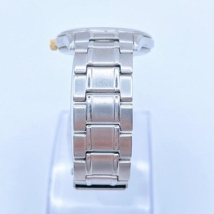 Working condition Citizen wristwatch, ivory dial, Eco-Drive quartz, stainl【USED】