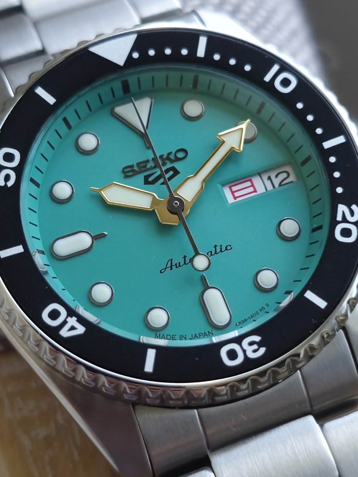 Seiko 5 Sports JDM SBSA229 Stainless Steel Turquoise/Mint Dial 38mm – US Seller