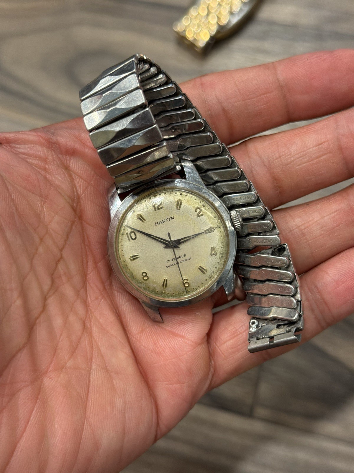 VINTAGE BARON MANUAL WIND WATCH 17 Jewel 1960s
