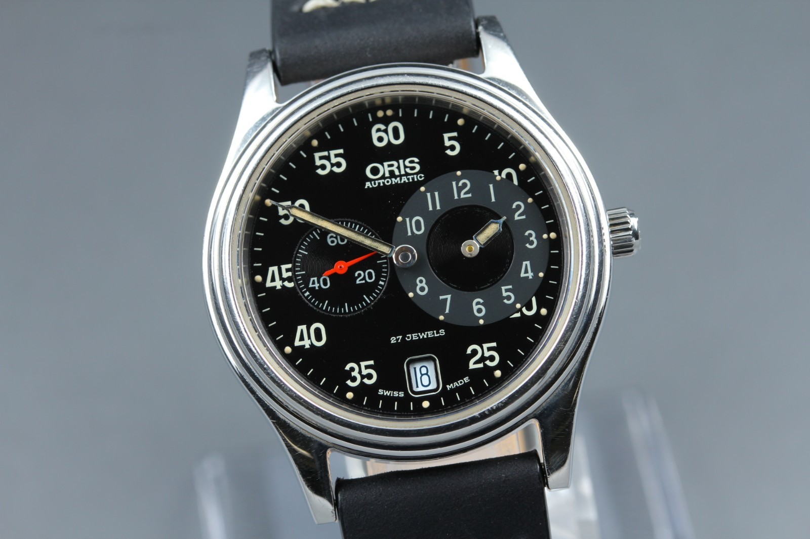 Vintage ORIS Regulator Classic 7473 Small Second Automatic Date Black 35mm Men’s