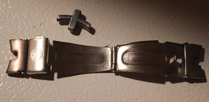 Clasp for Men’s Movado Case number SLE 4 9884