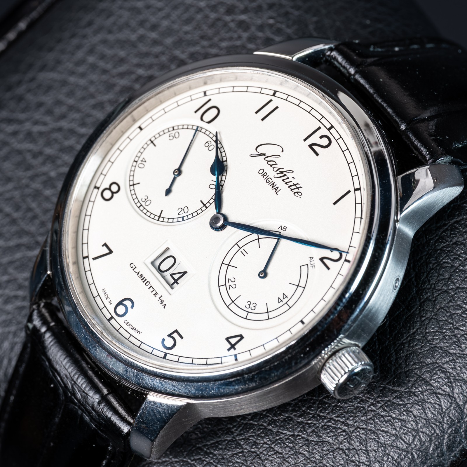 Glashütte Original Senator Observer 44mm Silver Dial 100-14-05-02-04 Complete