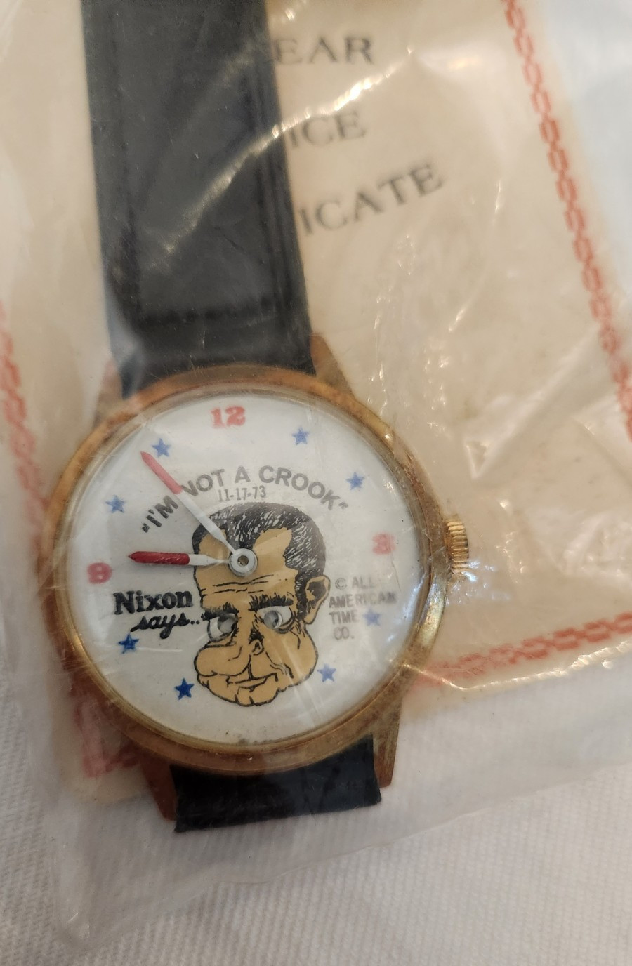RICHARD NIXON I’M NOT A CROOK NOVELTY WATCH ORIGINAL PACKAGING 1973