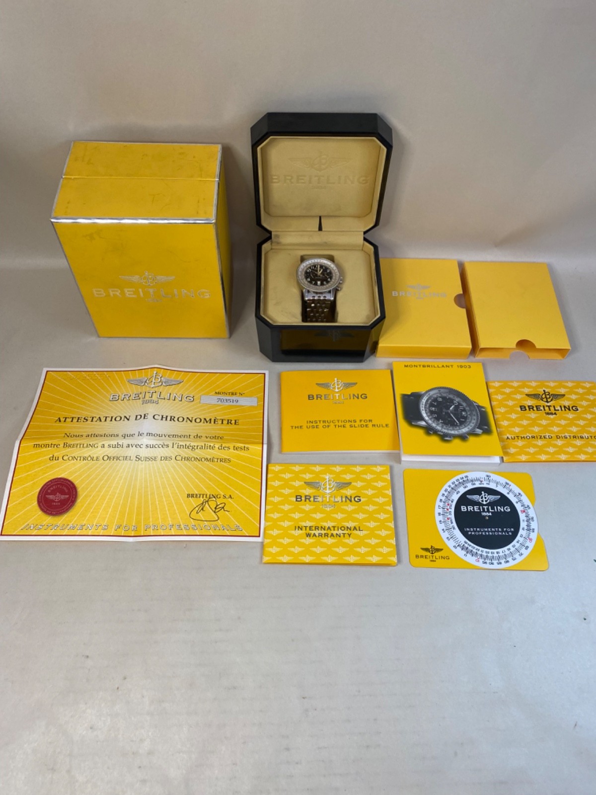 PAPERS Breitling Navitimer Montbrillant BLACK Steel 42mm A35330 Watch BOX MINT
