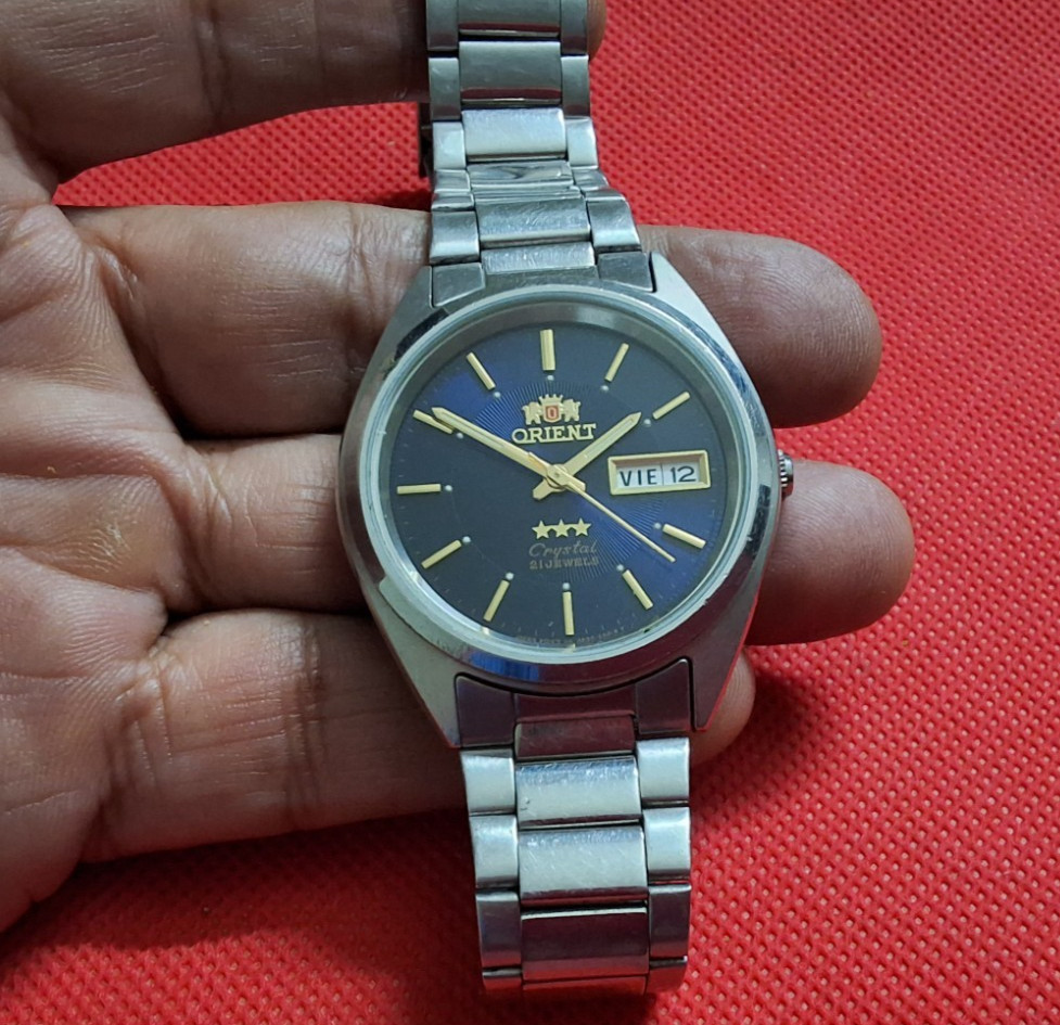 Vintage Orient Crystal Automatic Three Star 21 Jewels Wrist Watch Japan Made.