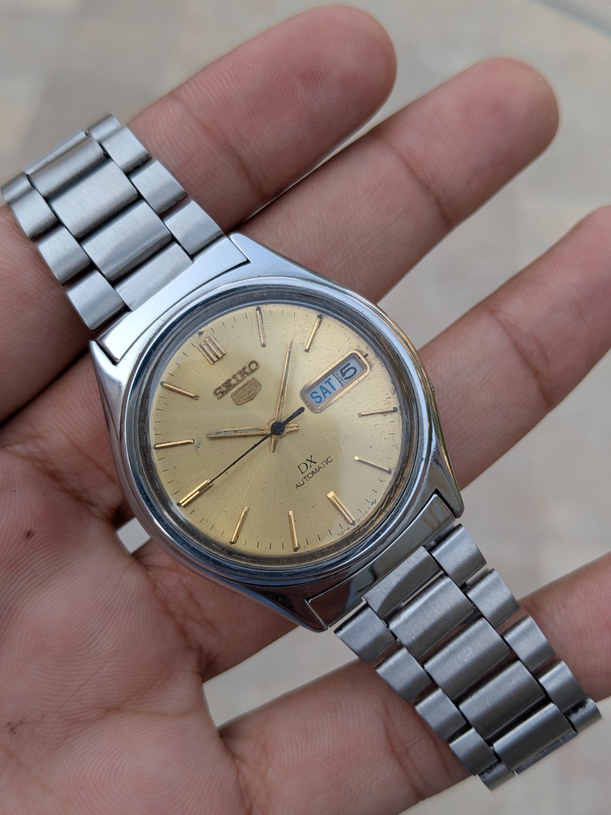 Men’s Seiko 5 DX Automatic 17 Jewels Day/Date Golden Dial Japanese Wristwatch
