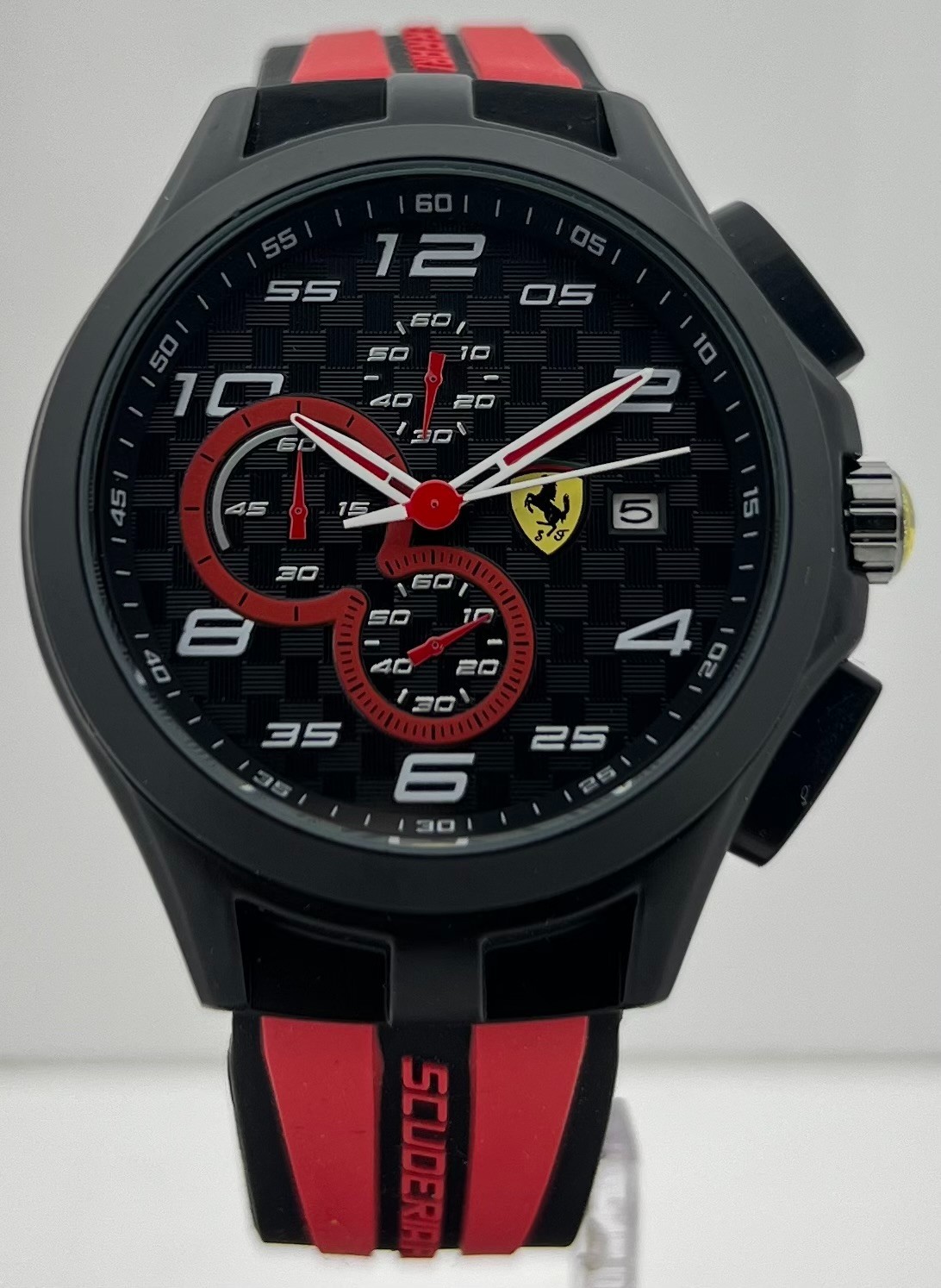 Fabulous Scuderia Ferrari Chronograph Quartz Black Dial Date Working Wristwatch