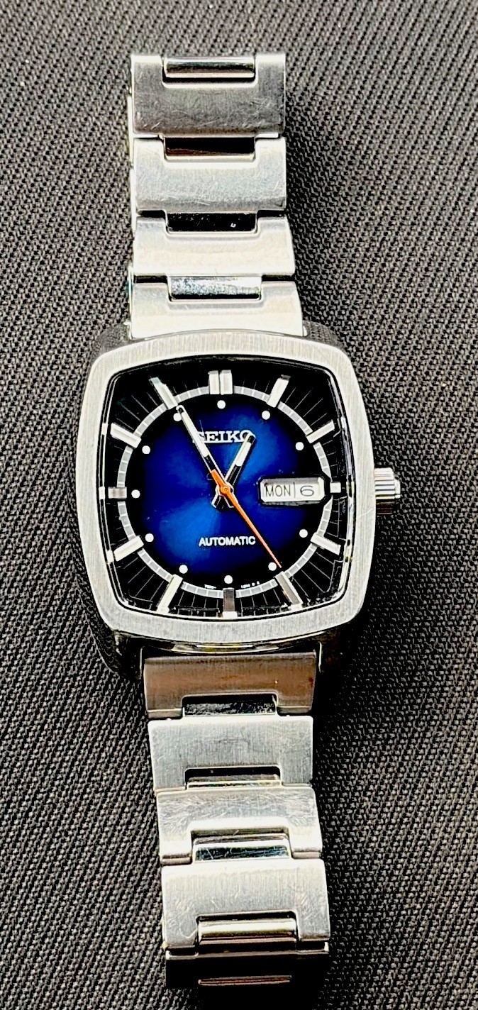 Seiko Recraft Automatic Blue Dial Day/Date 43mm Exhibition SNKP23