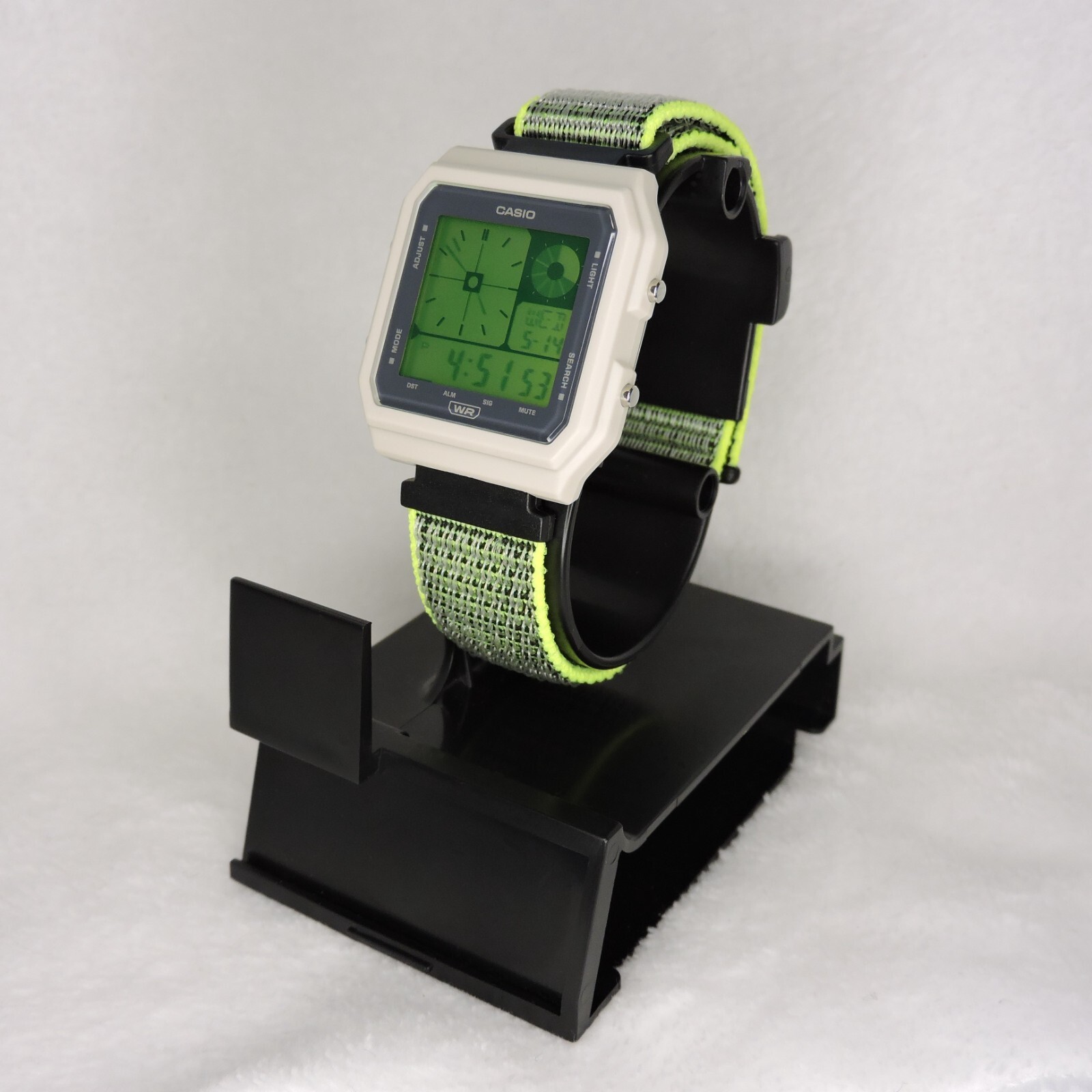 Custom Casio LF-20W – Color mod + Custom band – Neon Yellow