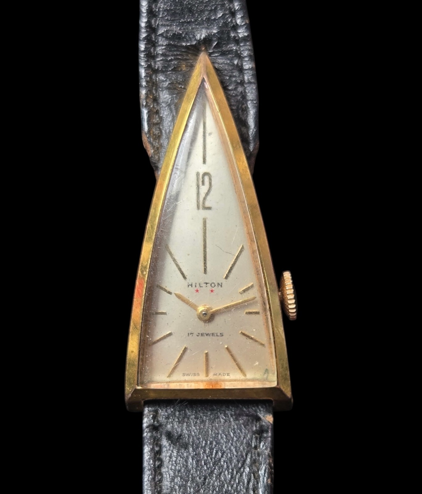 Ladies Hilton 17 Jewels Triangle Watch 44 x 20mm Small Wrist 5.5 – 6.75”