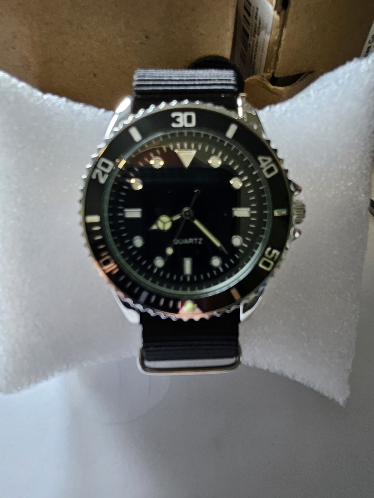 TPW Gents New Quartz Watch..rotating Bezel,s/s Strap Etc ONLY £ 9.99 !