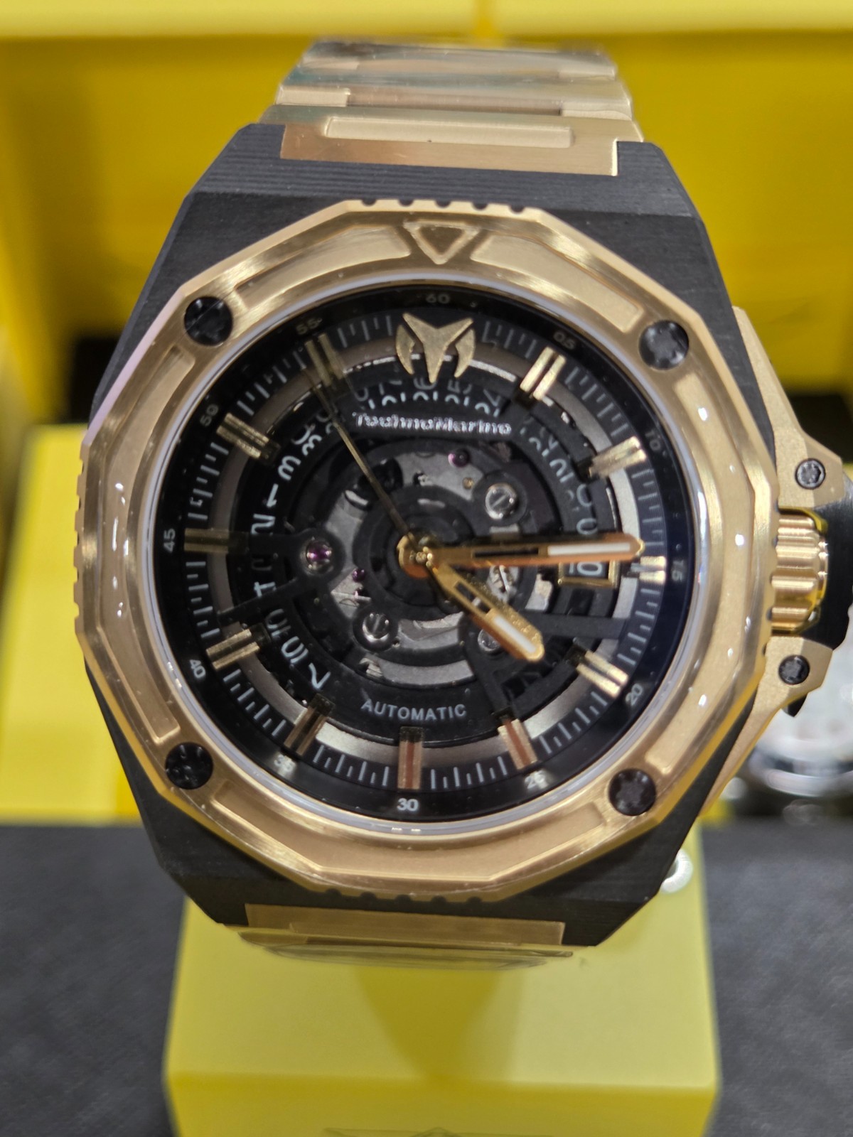 TM-525042 – TechnoMarine Carbon Nautic Marine Automatic Men’s Watch – 45mm, Gold