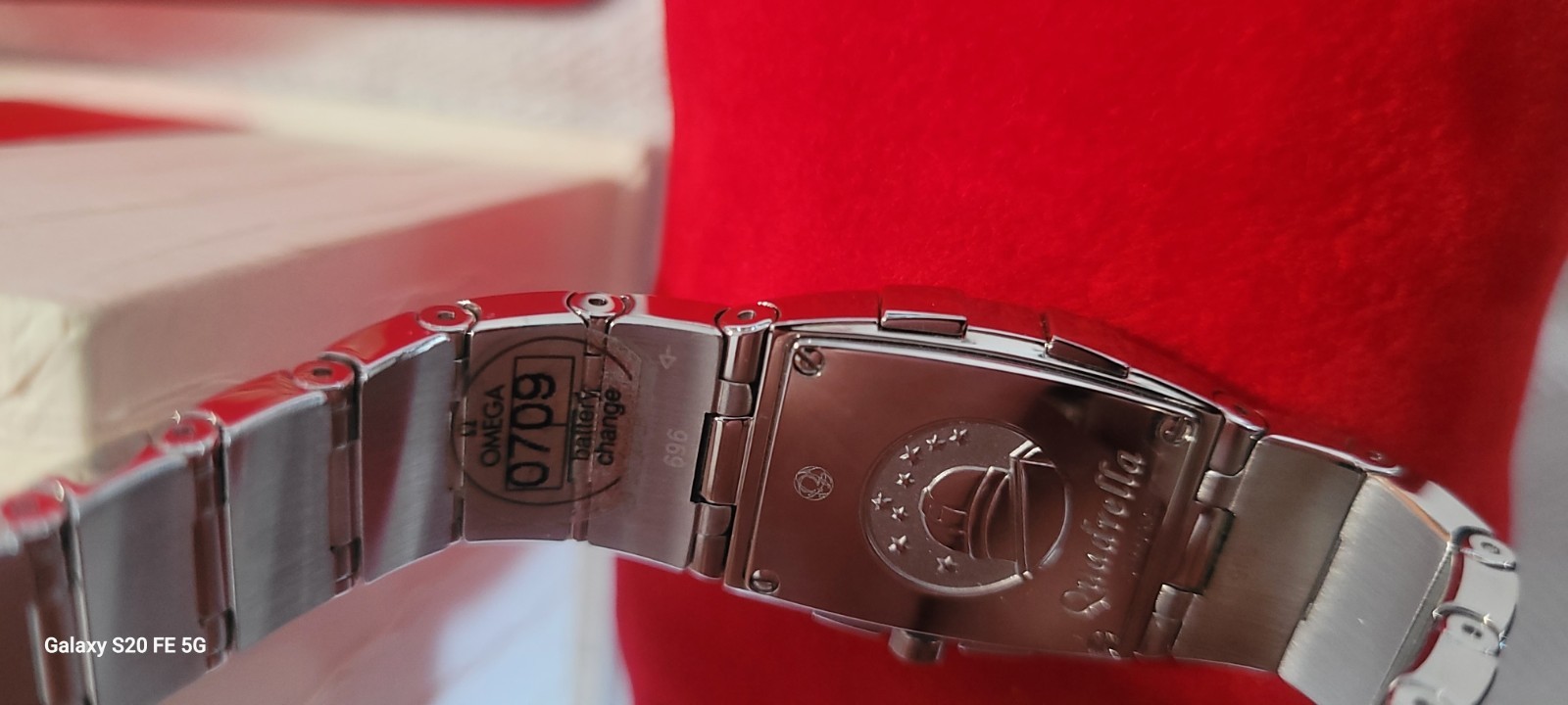 OMEGA Constellation Quartz Stainless Steel White Dial Roman Diamond Box Papers