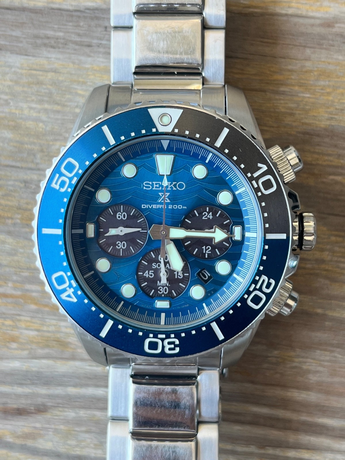 Seiko SSC741P1 Solar Chronograph Blue Dial 43.5mm V175 Steel Watch