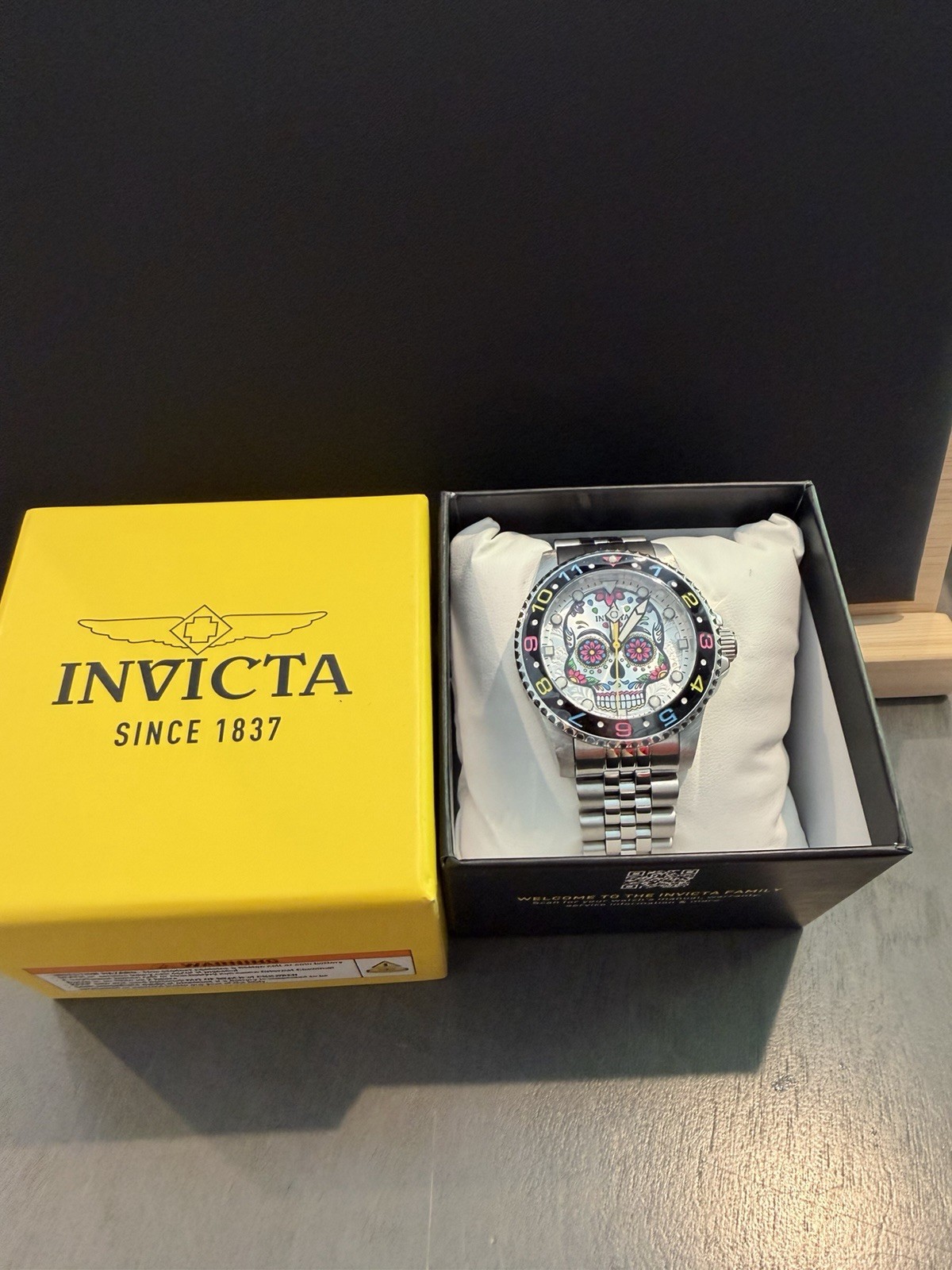 Invicta Pro Diver 36858 Men’s 40mm Sugar Skull Stainless Steel Watch New Box