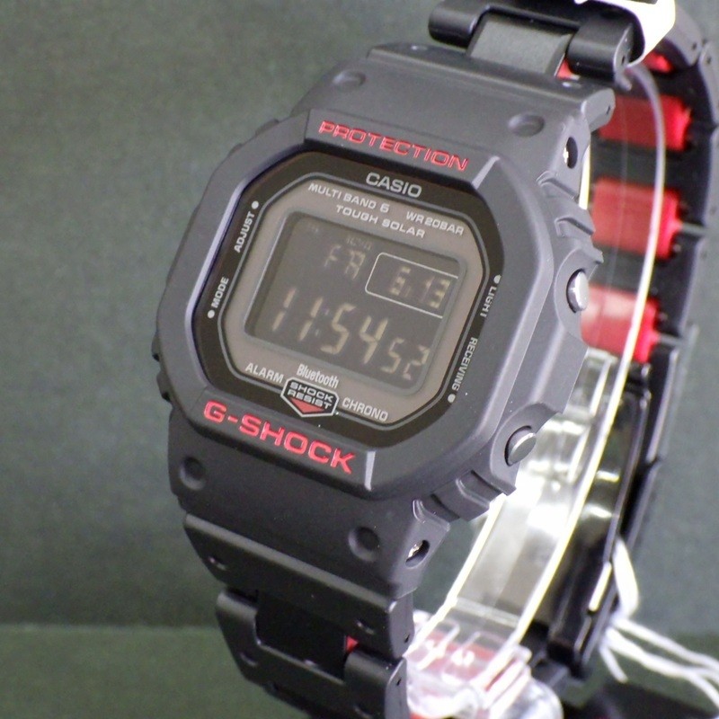 New CASIO G SHOCK GW B5600HR 1JF Solar Radio Digital Reverse LCD Composite Band
