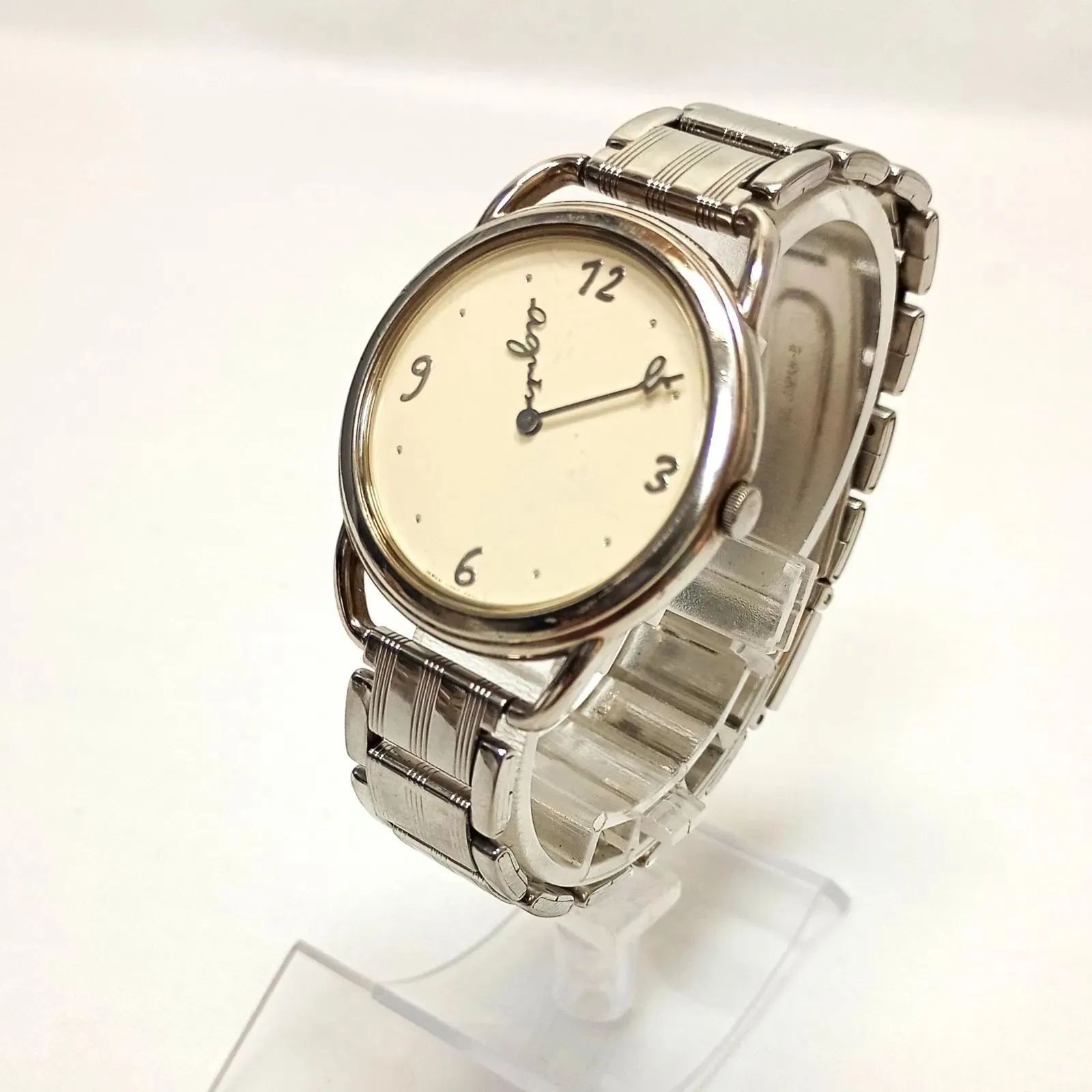 Operational agn s b. Watch V700 6210 2 Hands Round