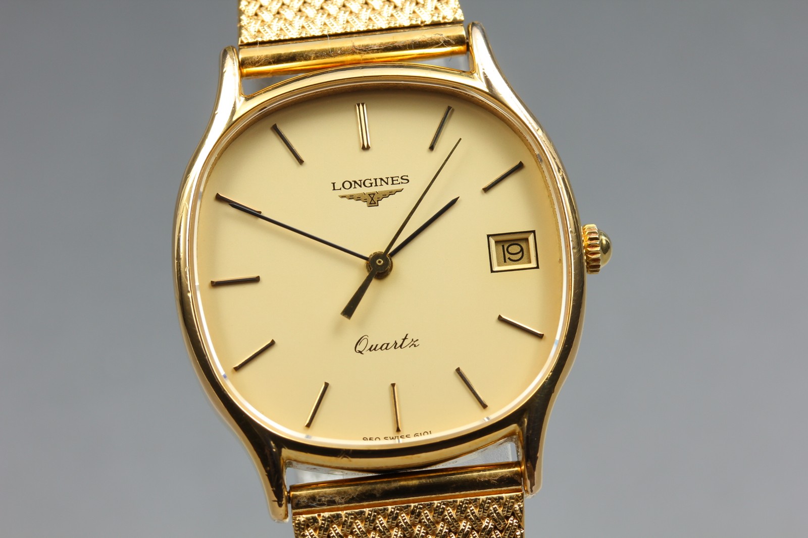[N MINT w/ Case] Longines 950 6101 Quartz Tonneau 32mm Men’s Swiss Made Watch