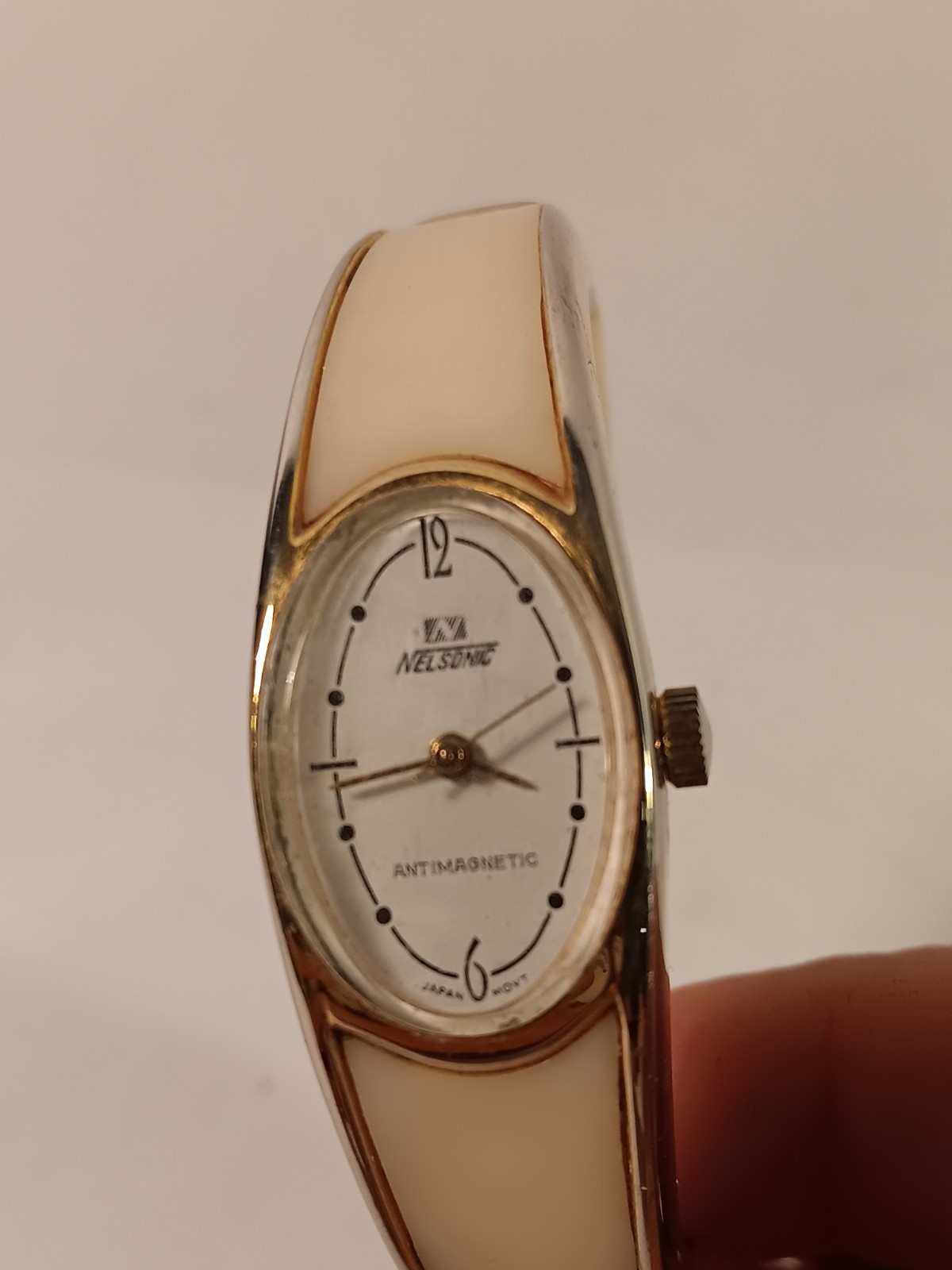 Vintage Nelsonic Womans Cuff Bracelet Watch Manual Wind Bangle