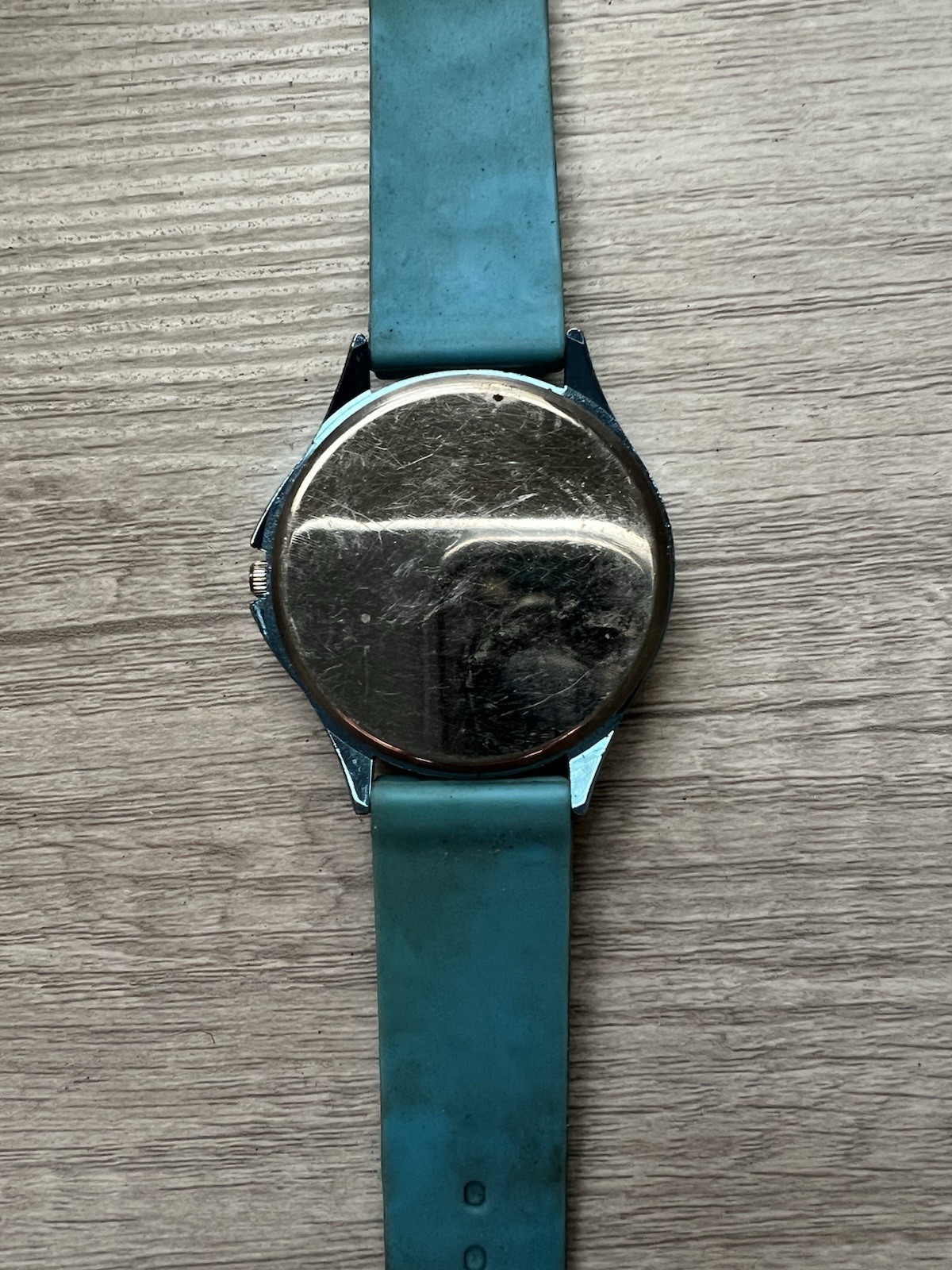 Unique Teal Silicone Quartz Watch – Geometric Sunburst Dial – New Battery!