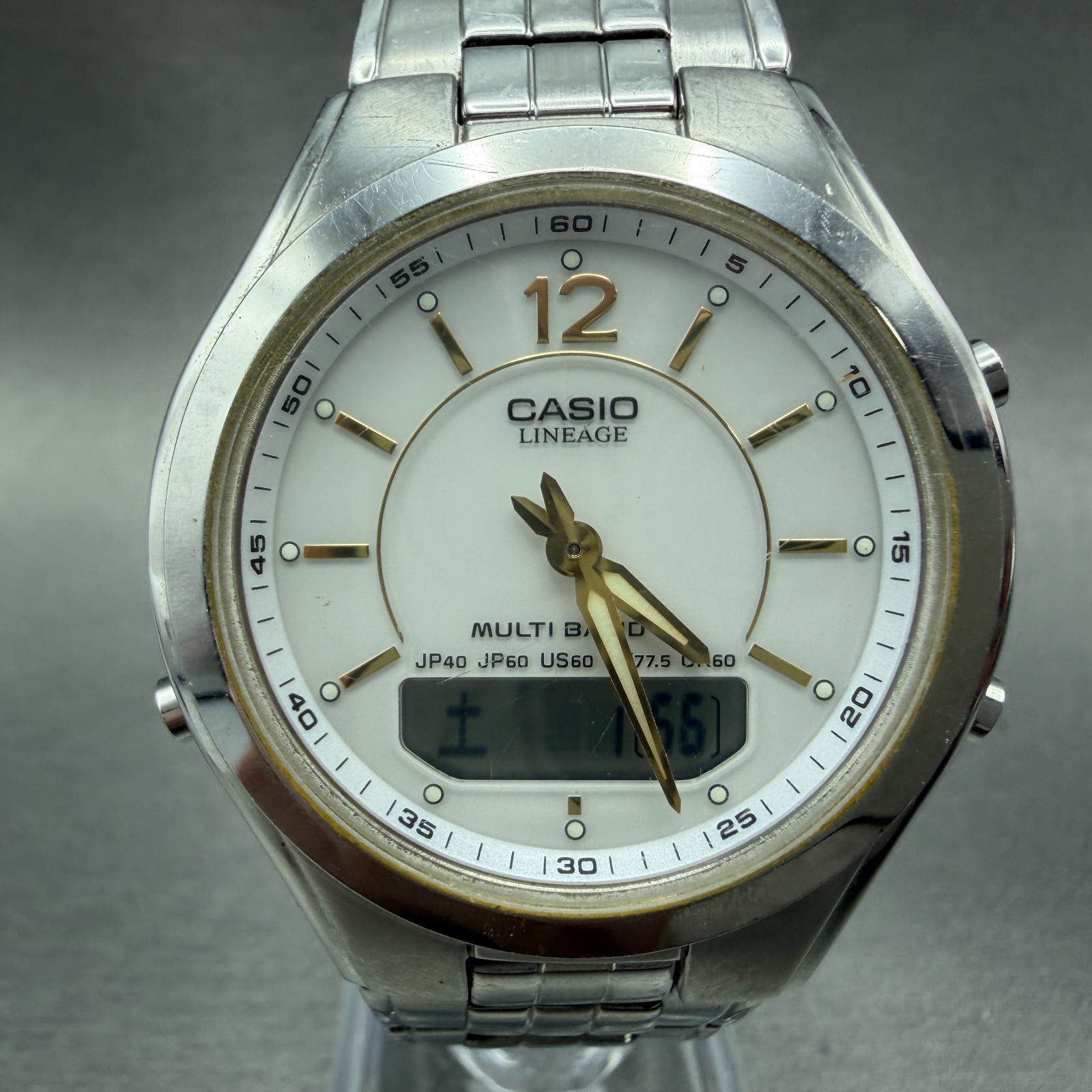 Casio Lineage LCW-M200 Watch Men 38mm White Dial Steel Analog Digital Solar Runs