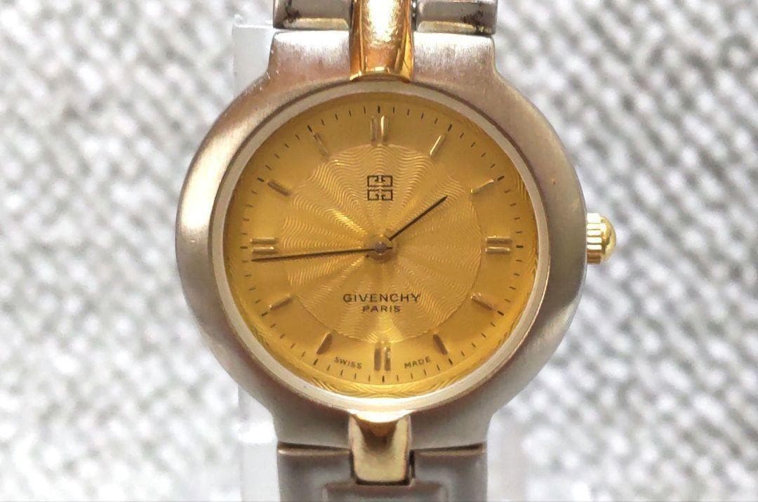 Givenchy Ladies Quartz Wristwatch running wrist 15.0cm/5.9in