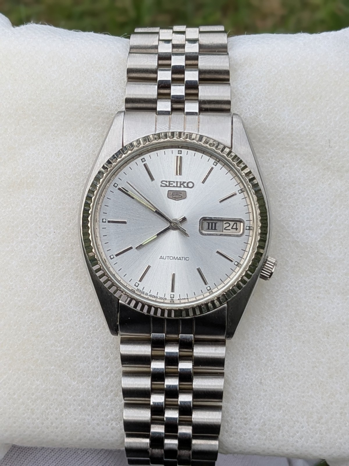 Vintage Seiko 5 Automatic Day/Date 7009-3171 Men’s watch Japan