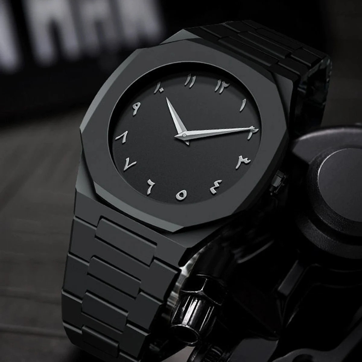 Men Simple Quartz Watch Minimalist Numberless Dial Push Clasp 5 Colors Battery