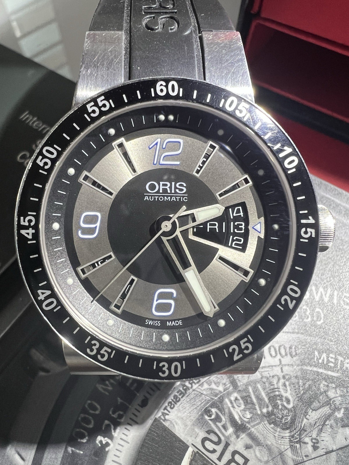 Oris Williams F1 Team Automatic, Day, Date, Sapphire Crystal, Ceramic Bezel.